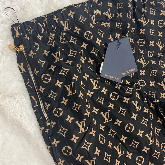 Louis Vuitton RARE LV Monogram Nylon Joggers - Picture 7 of 13